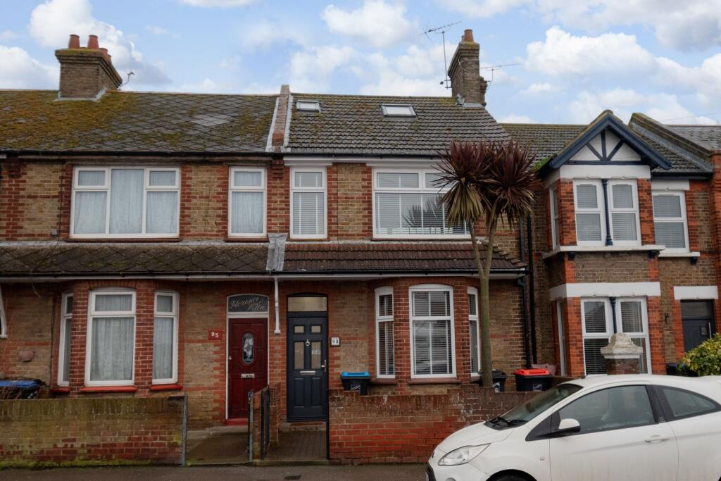 4 bedroom terraced house