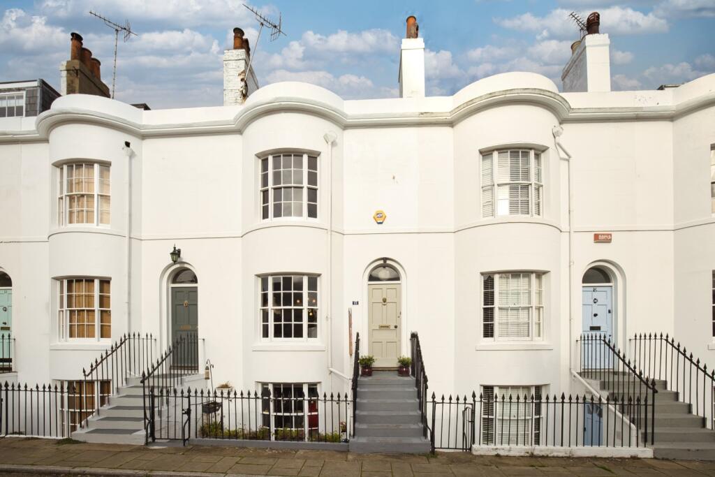 Main image of property: Guildford Lawn, Ramsgate, Kent, CT11