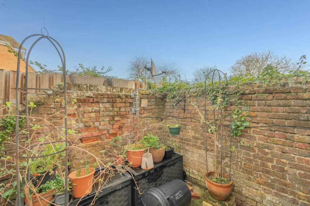 Additional property image - High Street, Minster, CT12