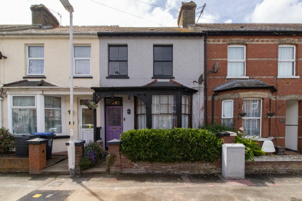 3 bedroom terraced house for sale in Glencoe Road, Margate, CT9