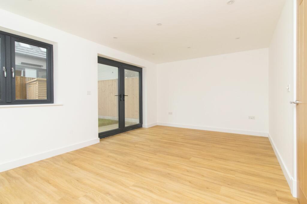 Additional property image - Tivoli Park Gardens, Margate, CT9