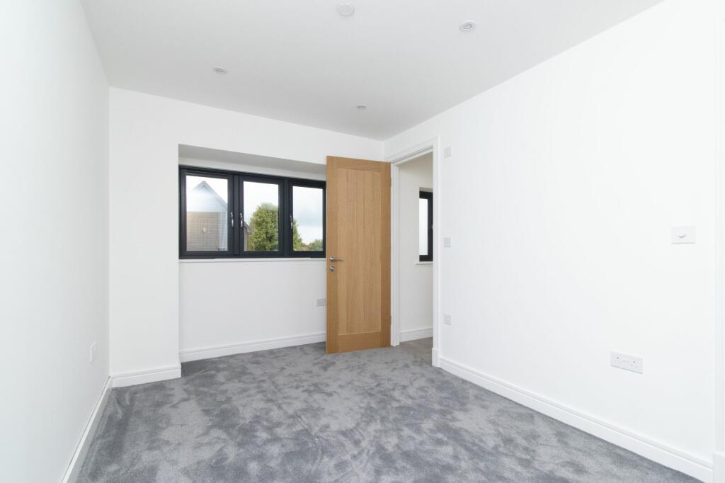 Additional property image - Tivoli Park Gardens, Margate, CT9