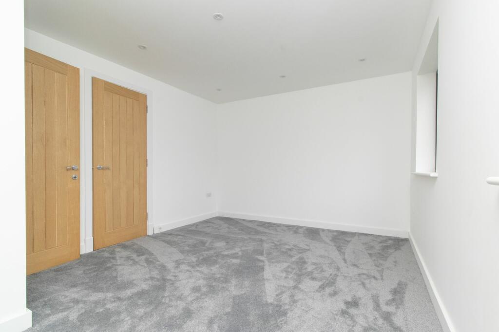 Additional property image - Tivoli Park Gardens, Margate, CT9