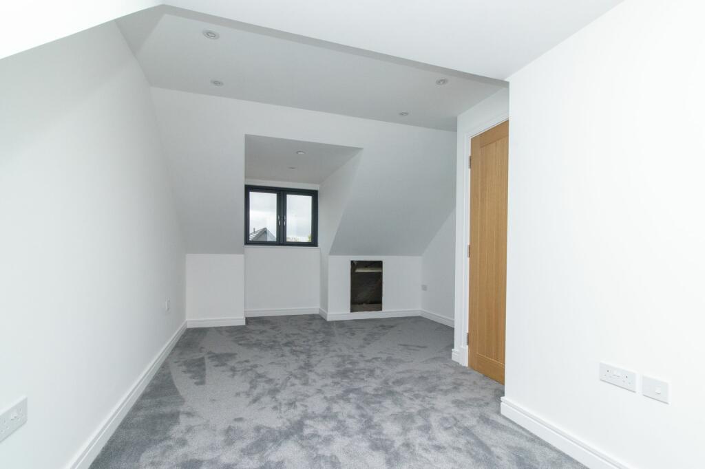 Additional property image - Tivoli Park Gardens, Margate, CT9