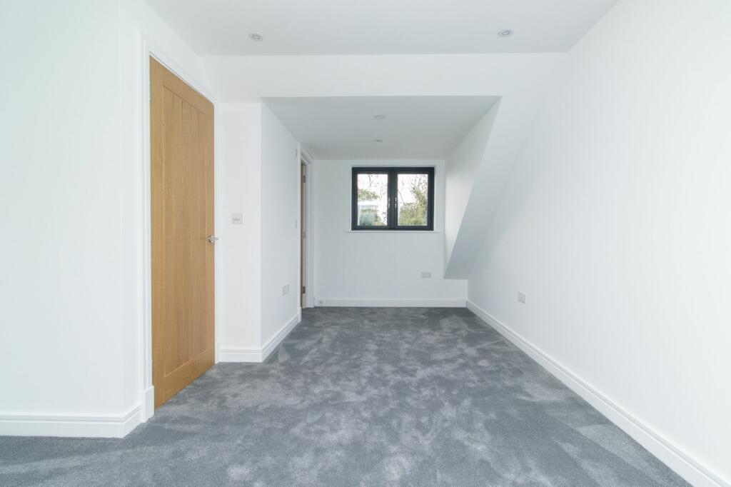 Additional property image - Tivoli Park Gardens, Margate, CT9