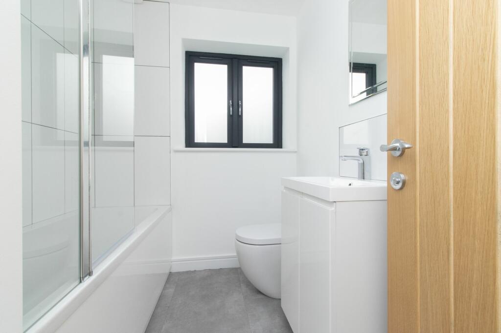 Additional property image - Tivoli Park Gardens, Margate, CT9