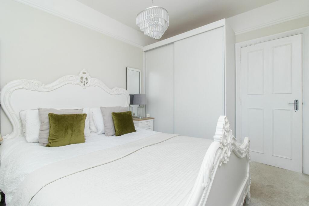 Additional property image - Beresford Gardens, Cliftonville, CT9