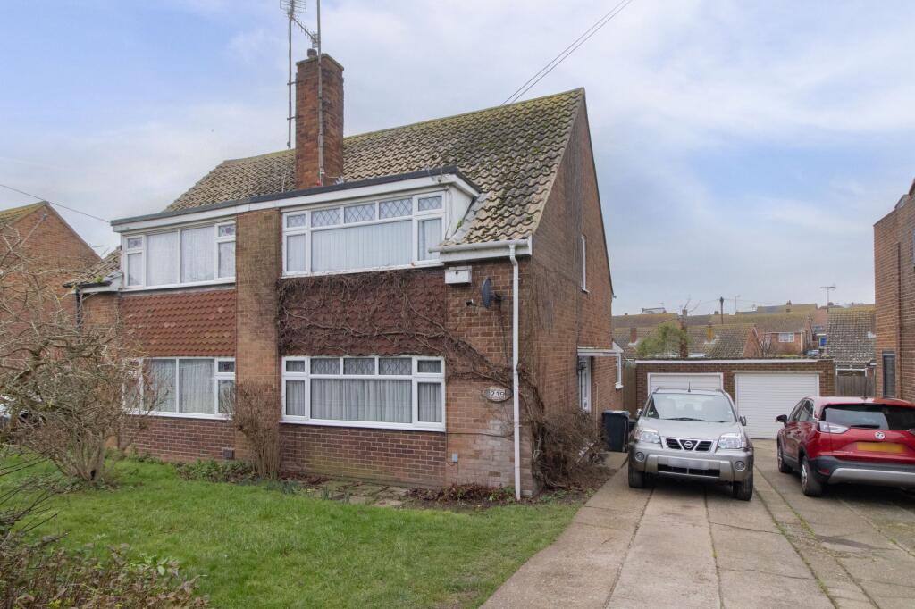 3 bedroom semi-detached house