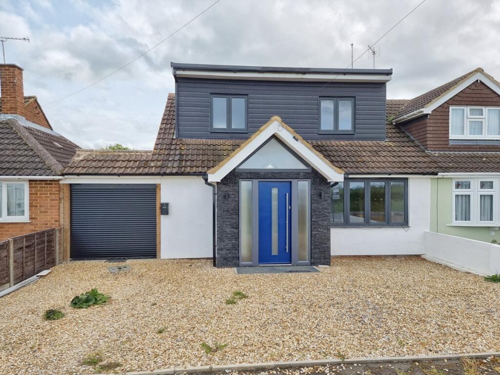 Main image of property: Higham Gobion Road, Barton-le-Clay, Bedfordshire, MK45