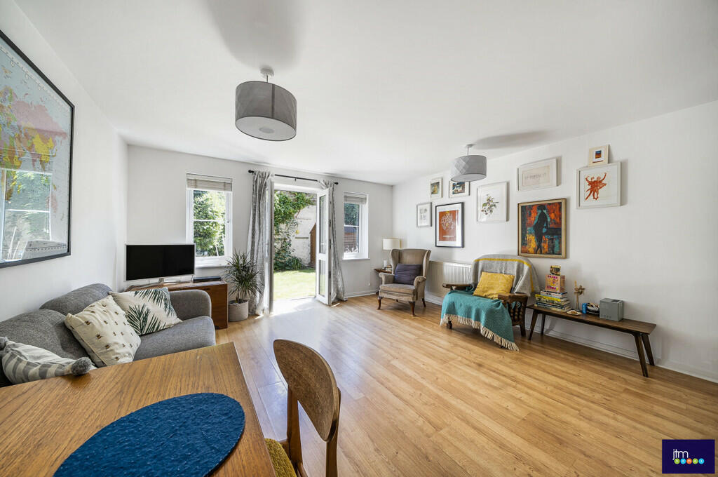 Main image of property: Kiver Road, N19