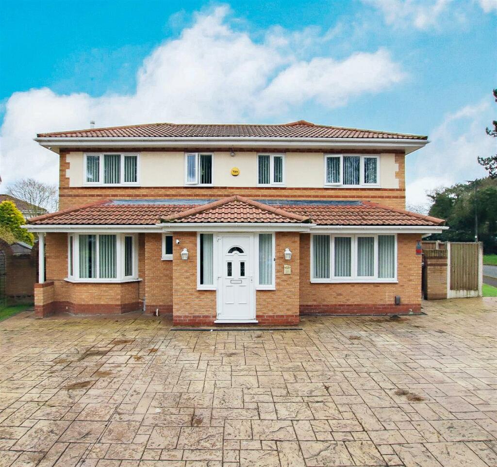 4 bedroom house for sale in Alder Drive, Timperley, WA15