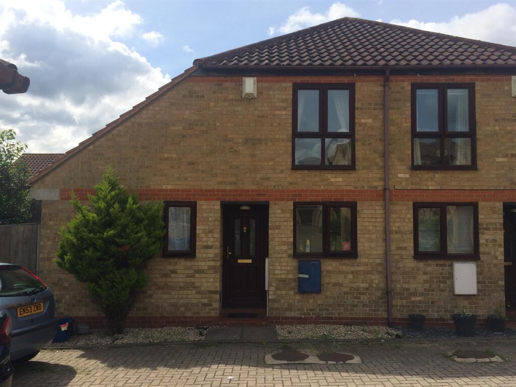 Main image of property: Walnut Tree