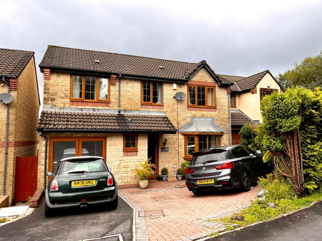 4 bedroom detached house for sale in Ffordd Scott, Birchdale, Birchgrove, Swansea, City And County of Swansea. SA7 9GB, SA7