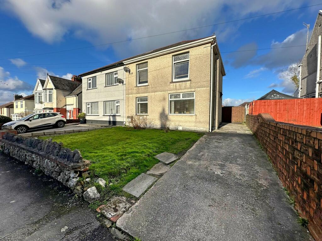 3 bedroom semidetached house for sale in Cimla Road, Neath, Neath Port