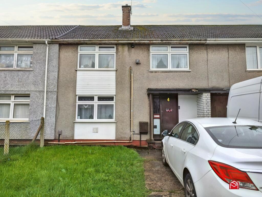 3 bedroom terraced house for sale in Fifth Avenue, Clase, Swansea, City And County of Swansea. SA6 7LX, SA6
