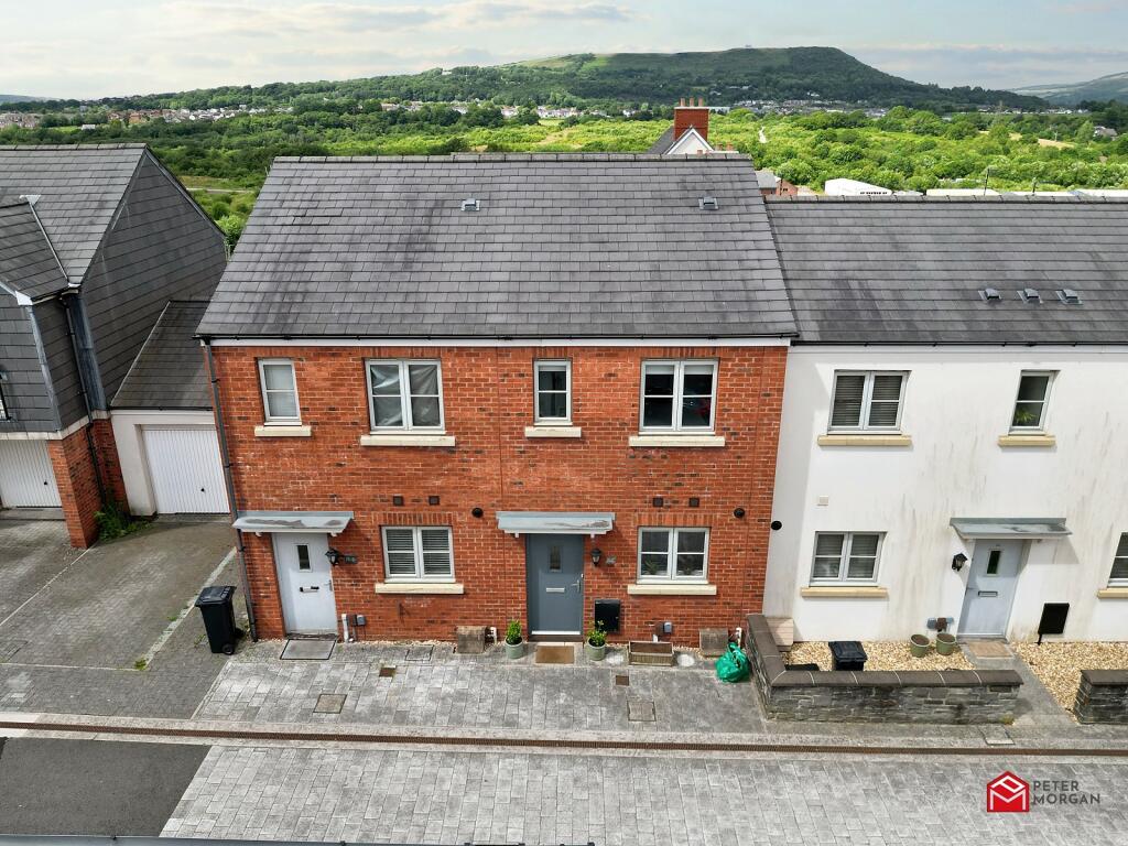 2 bedroom terraced house for sale in Lon Y Grug, Llandarcy, Neath, Neath Port Talbot. SA10 6FW, SA10