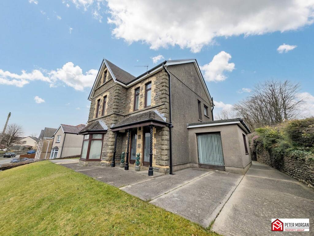 Main image of property: Main Road, Crynant, Neath, West Glamorgan, SA10 8NP