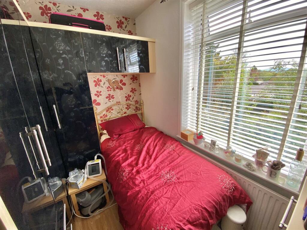 3 bedroom semidetached house for sale in Broken Cross, Macclesfield, SK11