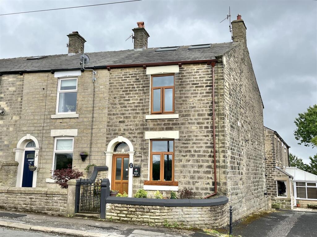 Main image of property: Padfield Main Road, Hadfield, Glossop
