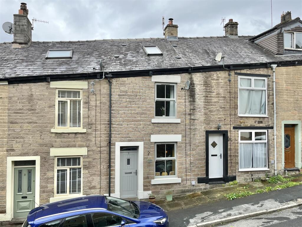 Main image of property: Bank Street, Broadbottom