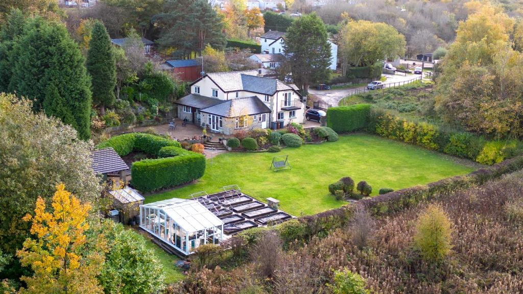 4 bedroom detached house for sale in Melandra Farm, Lower Gamesley