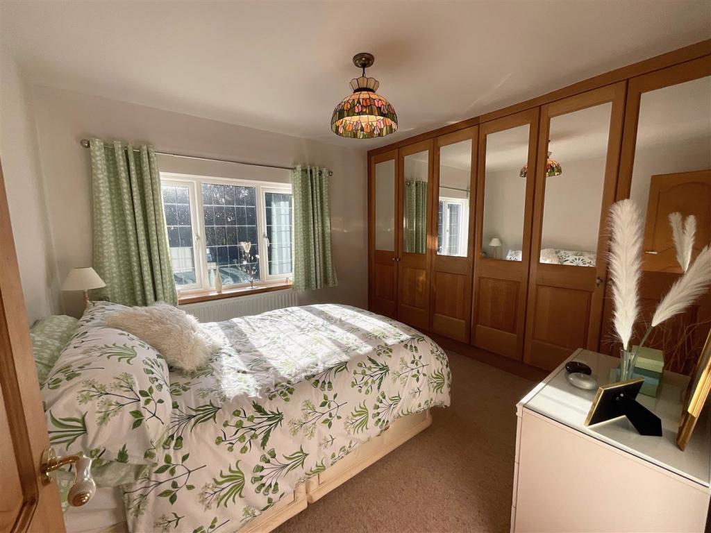 4 bedroom detached house for sale in Melandra Farm, Lower Gamesley