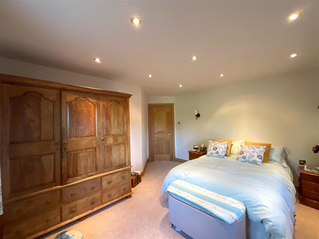 4 bedroom detached house for sale in Melandra Farm, Lower Gamesley