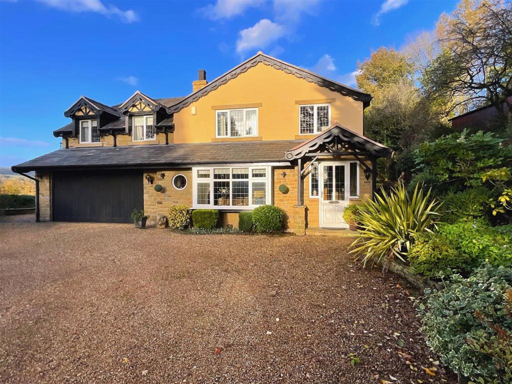 4 bedroom detached house for sale in Melandra Farm, Lower Gamesley