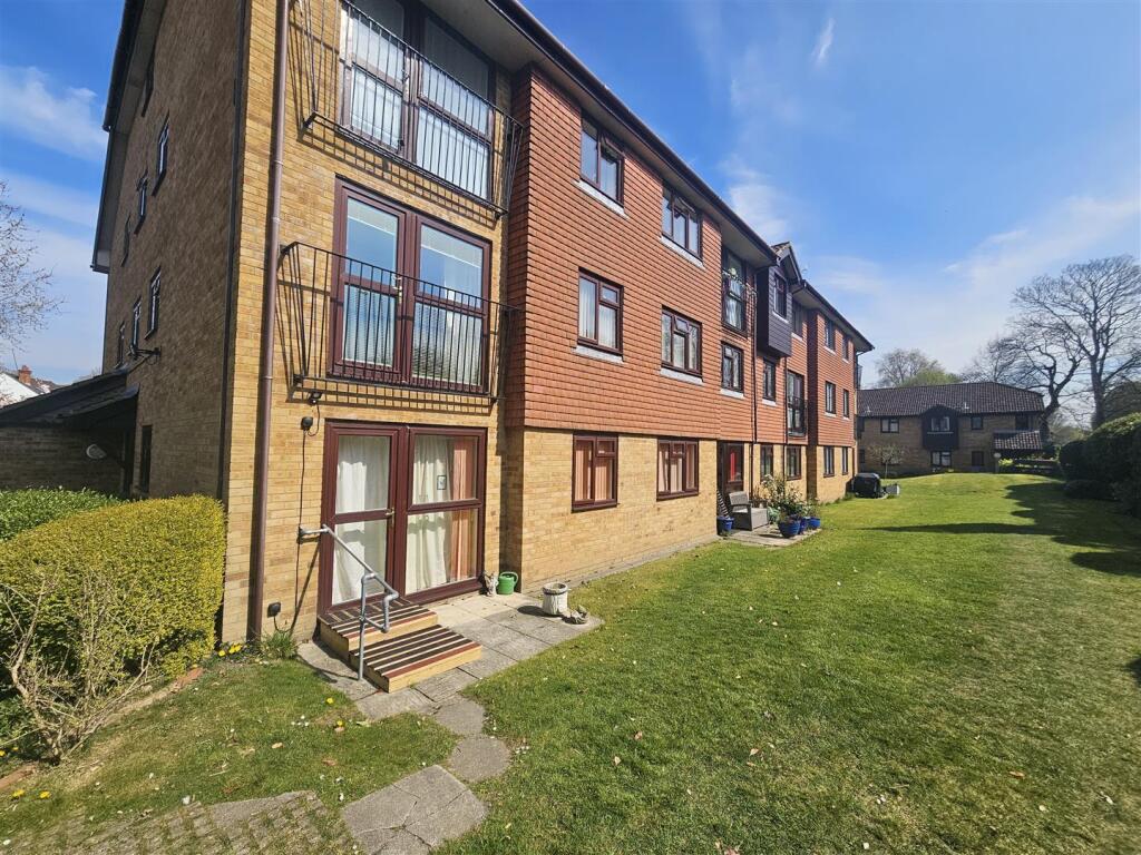 Main image of property: St. Georges Road East, Aldershot