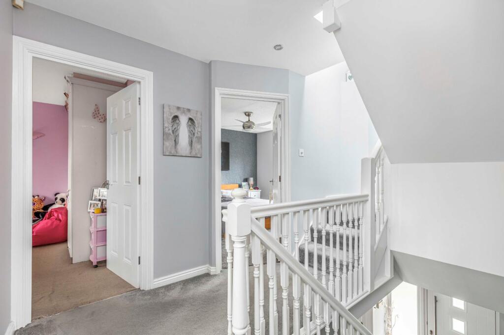 6 bedroom detached house for sale in Coulstock Road, Burgess Hill, West Sussex, RH15