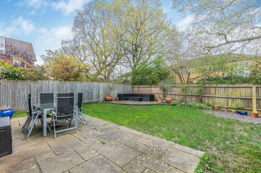 6 bedroom detached house for sale in Coulstock Road, Burgess Hill, West Sussex, RH15