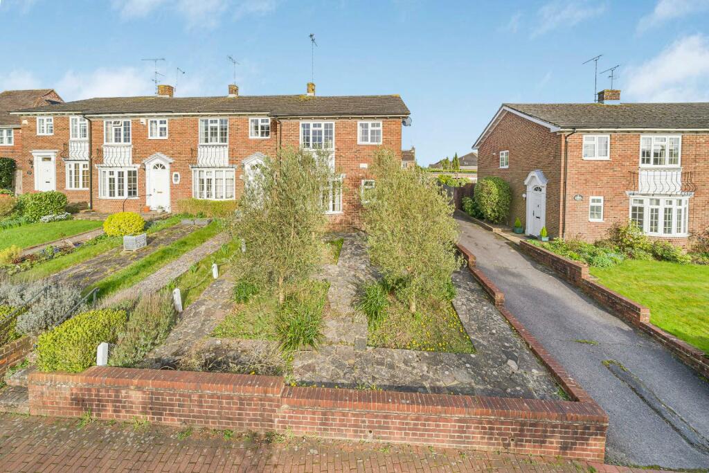 3 bedroom end of terrace house for sale in High Street, Cuckfield