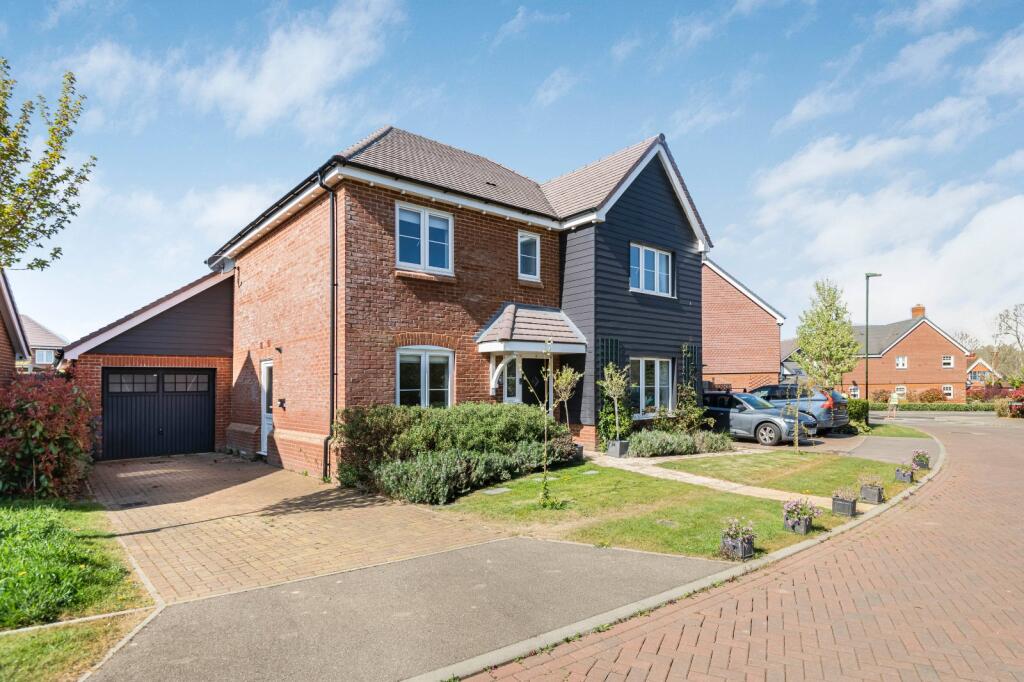 Main image of property: St. Andrews Place, Hassocks, West Sussex, BN6