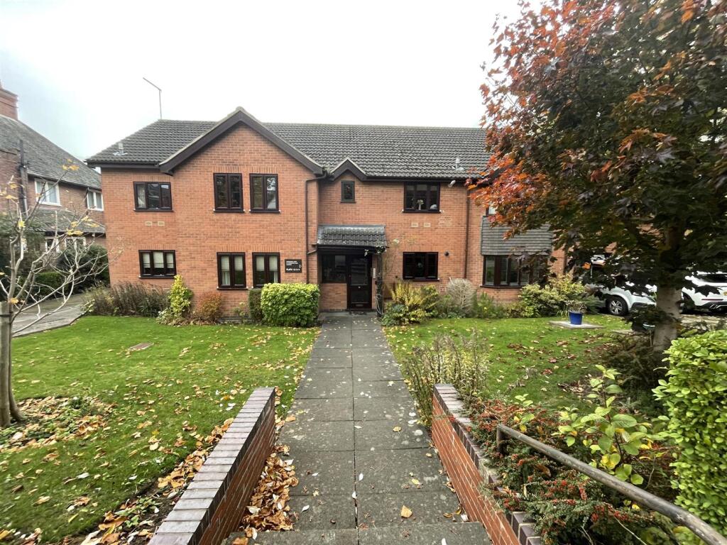 Main image of property: Carisbrooke Court, Stoneygate