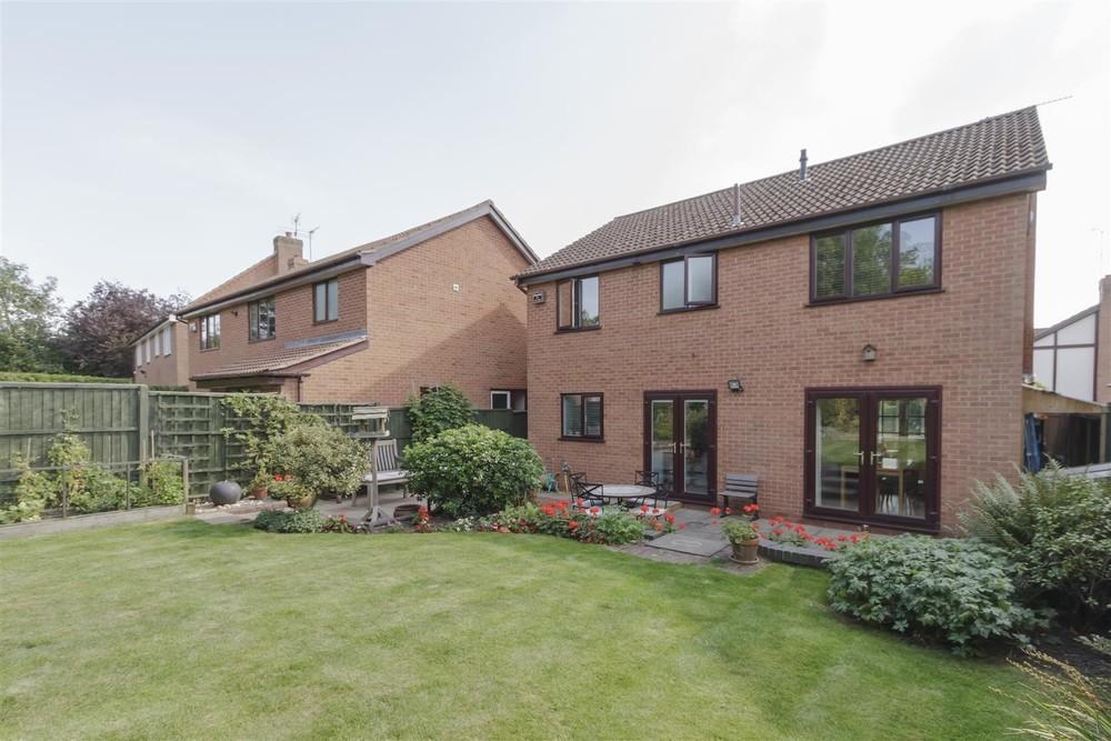 4 bedroom detached house for sale in Welford Court, Knighton, Leicester