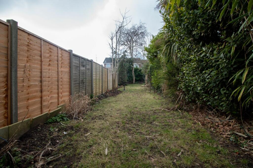 1 bedroom flat for sale in Alsford Road, Purbrook, PO7 5NE, PO7