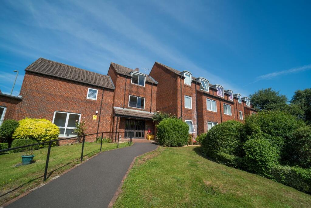 1 bedroom flat for sale in Homewater House, Hulbert Road, Waterlooville