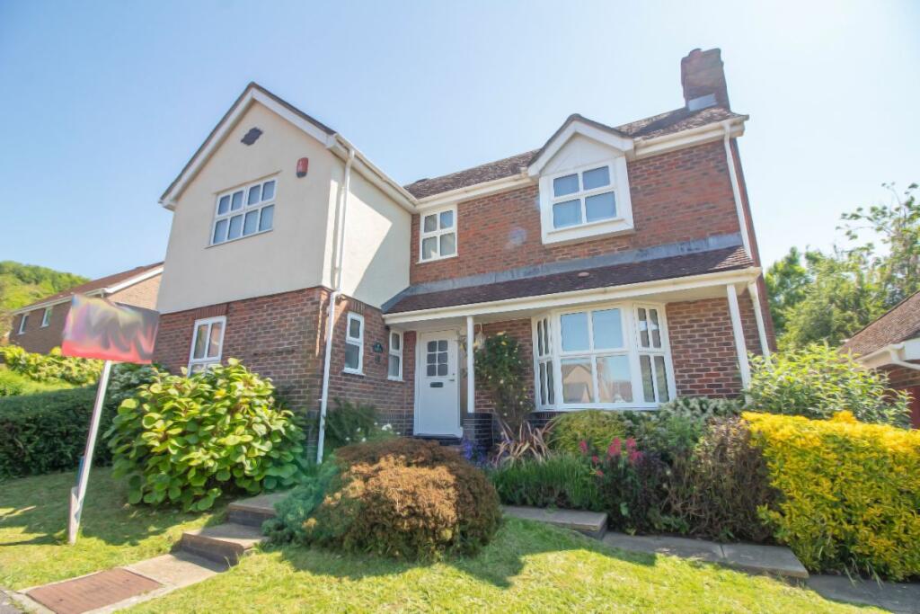 4 bedroom detached house for sale in Orkney Road, Cosham, PO6 3UE, PO6
