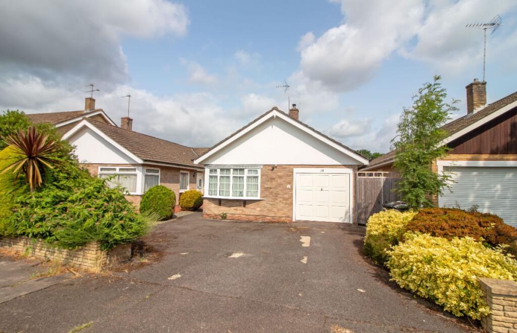 Main image of property: Masefield Crescent, Cowplain, PO8 8JT