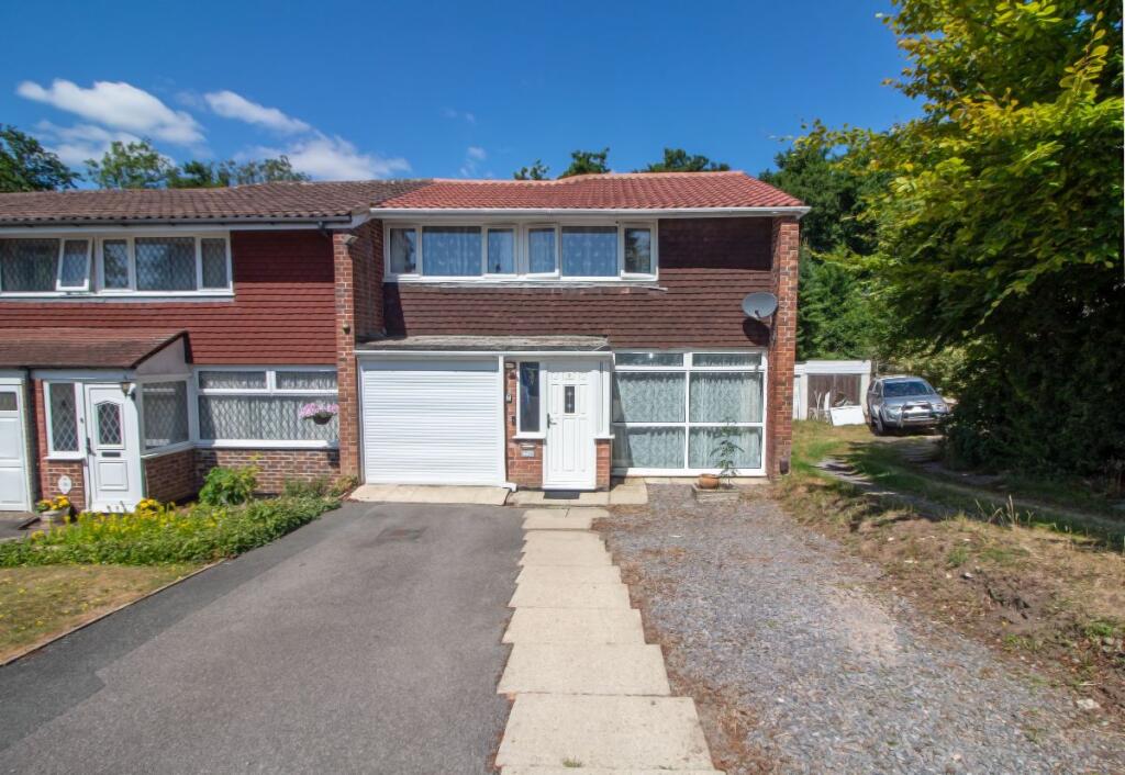 Main image of property: Purbrook Gardens, Purbrook PO7 5LB