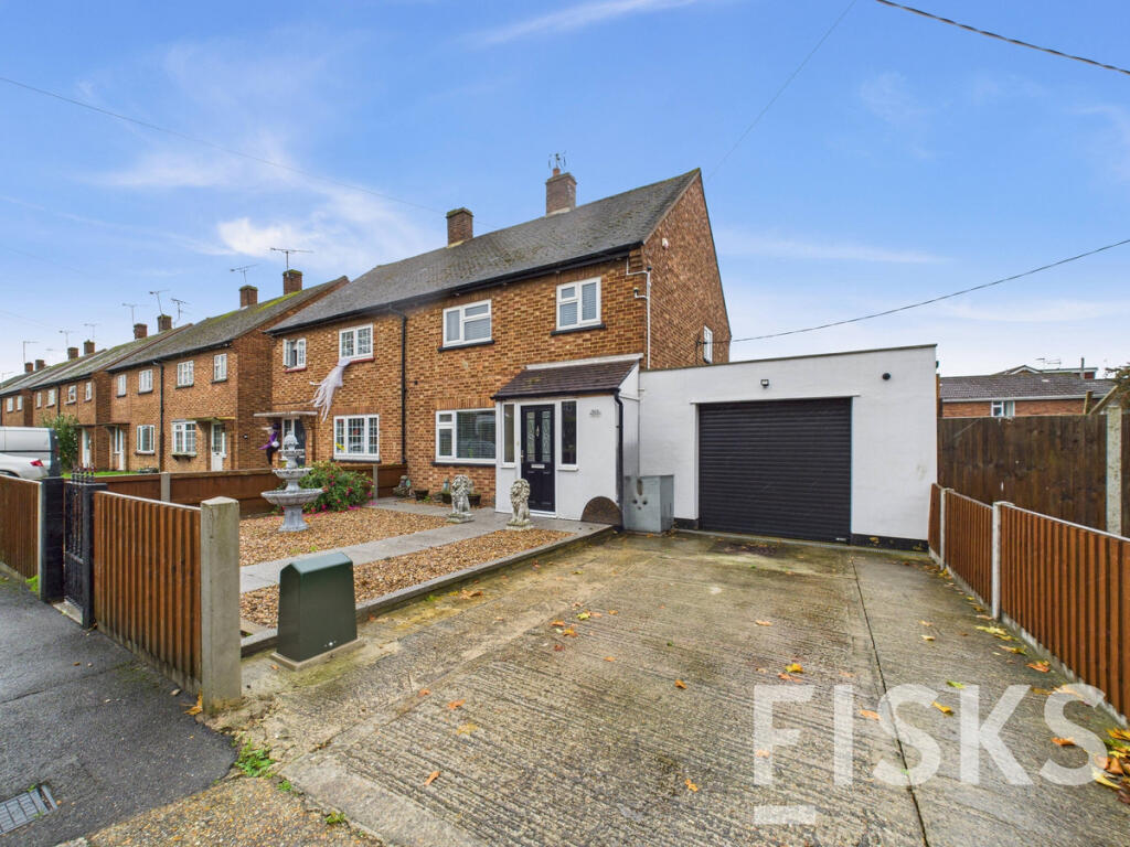 Main image of property: High Road, Benfleet, SS7