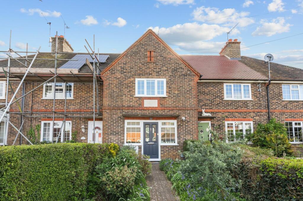 3 bedroom terraced house for sale in Henfield Road, Cowfold, RH13