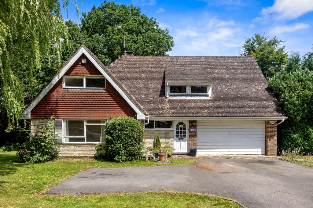 Main image of property: Gorse Bank Close, Storrington, RH20