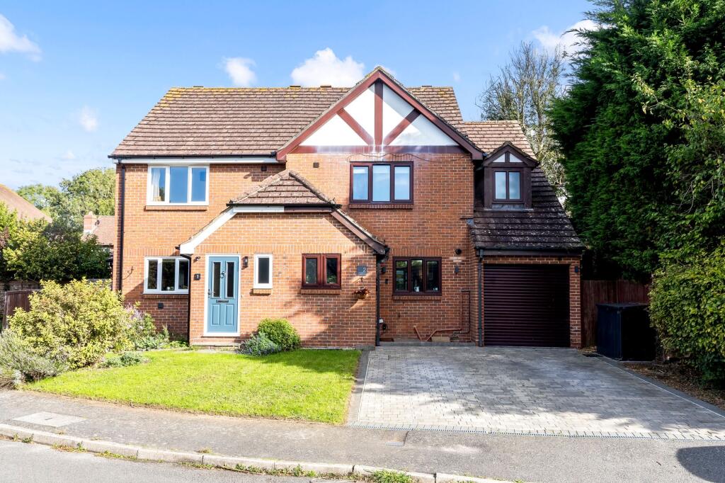 Main image of property: Guyhurst Spinney, Thakeham, RH20