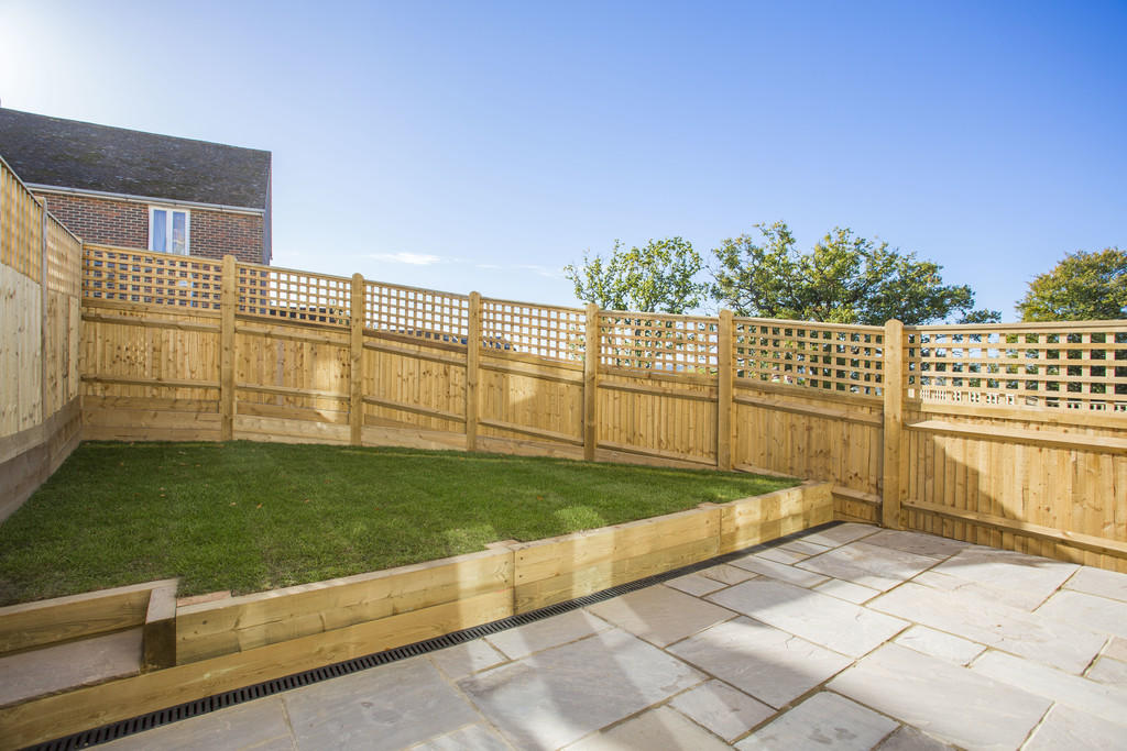 3 bedroom semidetached house for sale in Sussex View, Frant, Tunbridge