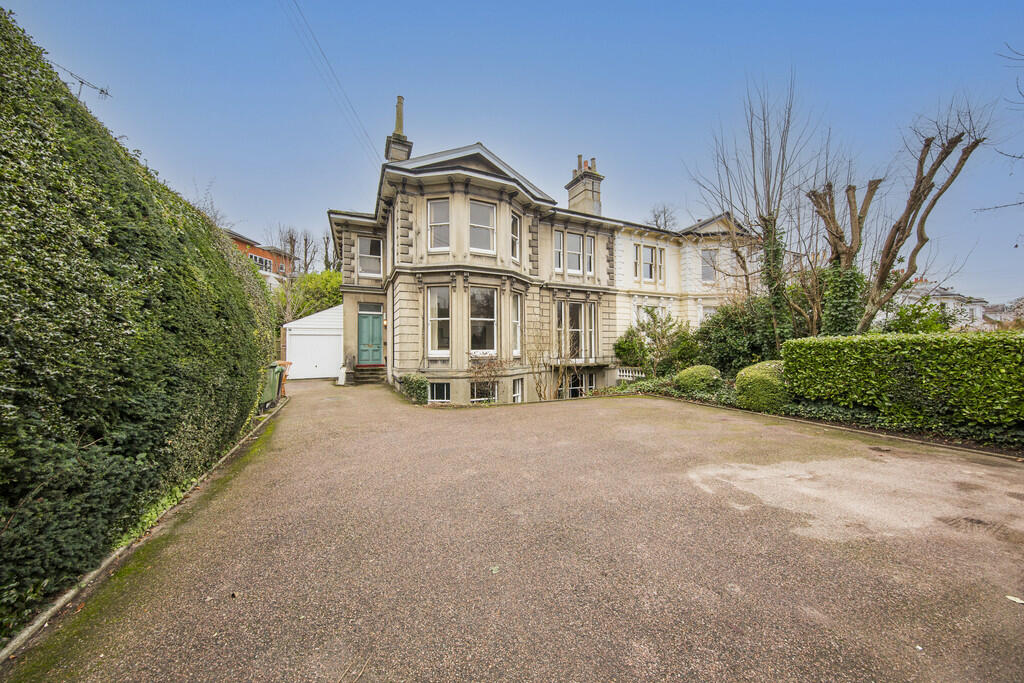 1 bedroom apartment for sale in Lansdowne Road, Tunbridge Wells, TN1