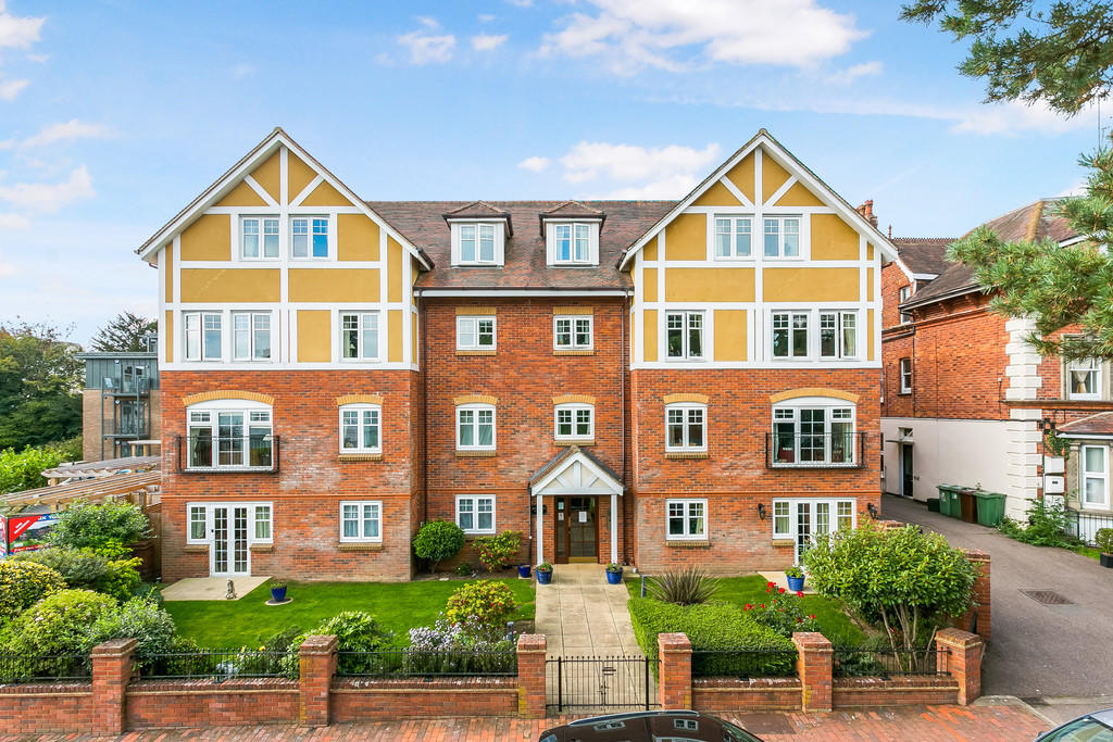 2 bedroom retirement property for sale in Park Road, Tunbridge Wells, TN4