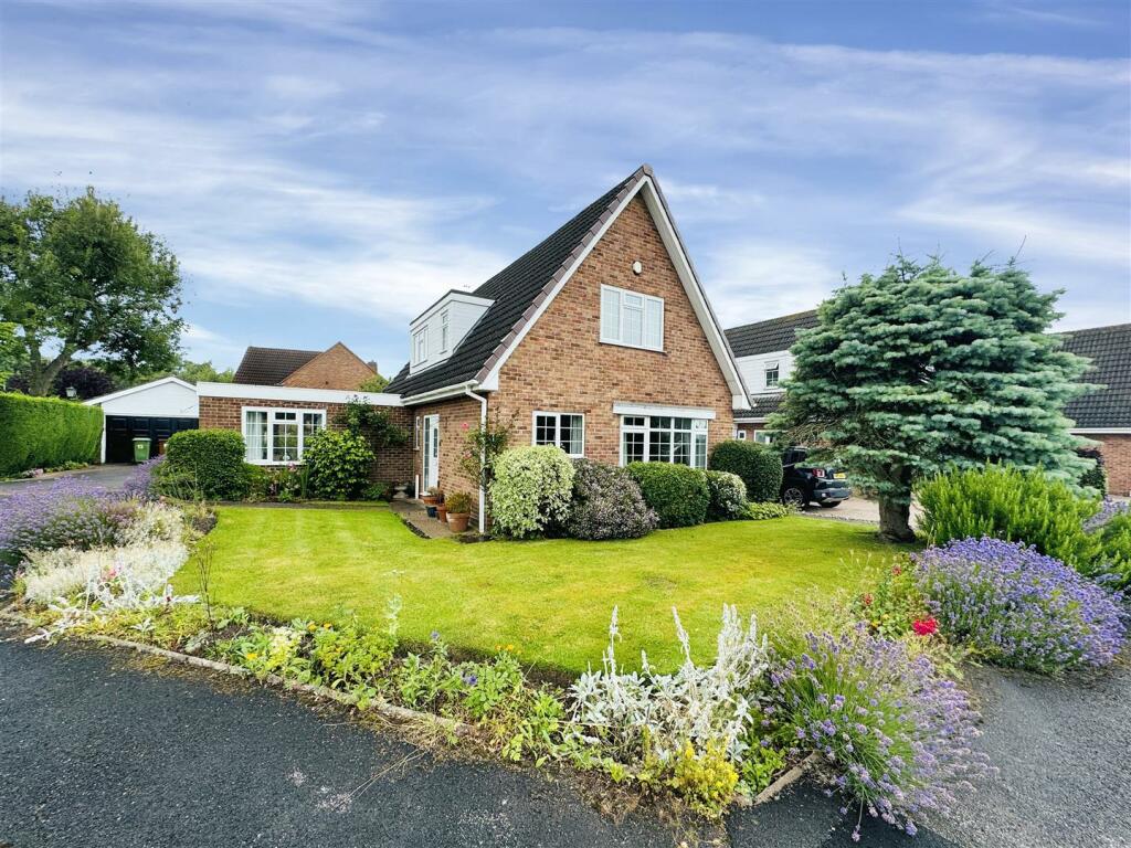 Main image of property: Willow Holt, Lowdham, Nottingham