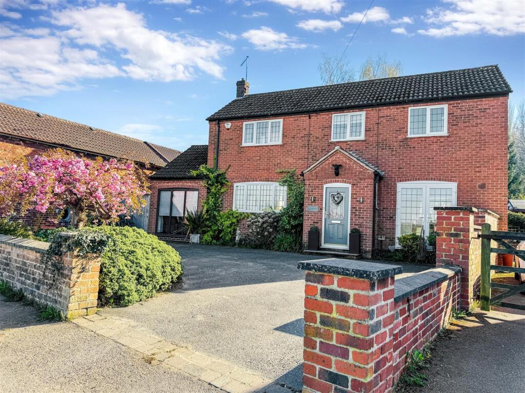 Main image of property: The Turnpike, Halam, Newark