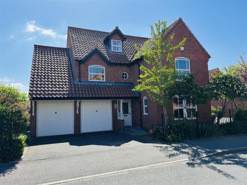 Main image of property: Archers Field, Southwell